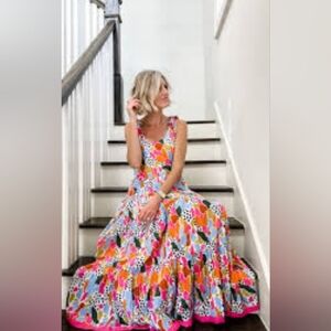 THML Vibrant Hawaiian Print Tiered Maxi Dress | S